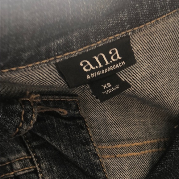 Jean jacket - Picture 2 of 5